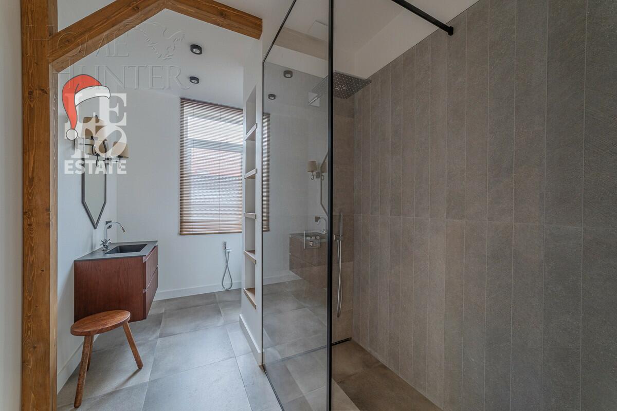 2-этажный коттедж 650 м² с отделкой