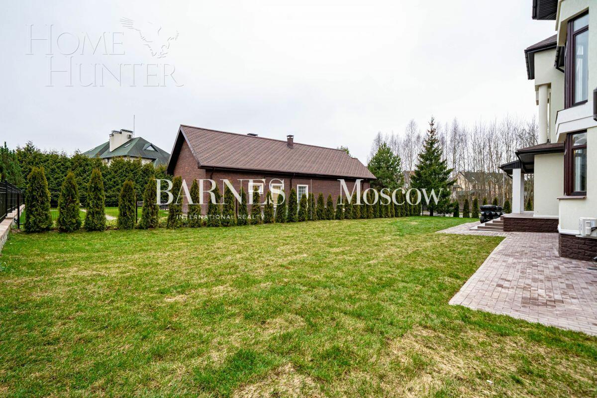 2-этажный коттедж 588 м² с отделкой