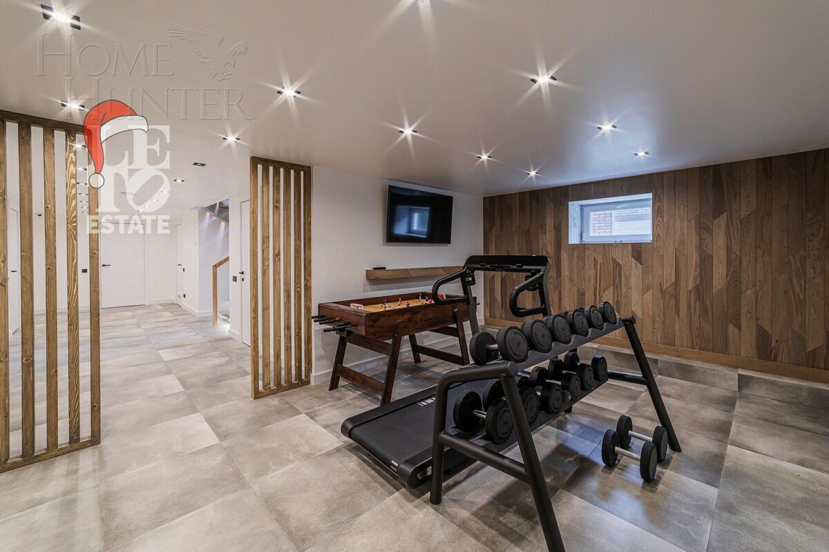 2-этажный коттедж 650 м² с отделкой