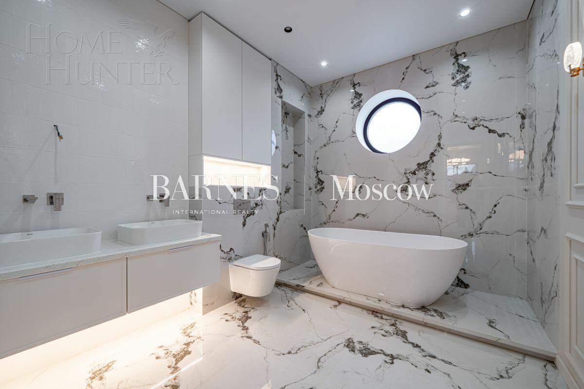 2-этажный коттедж 588 м² с отделкой