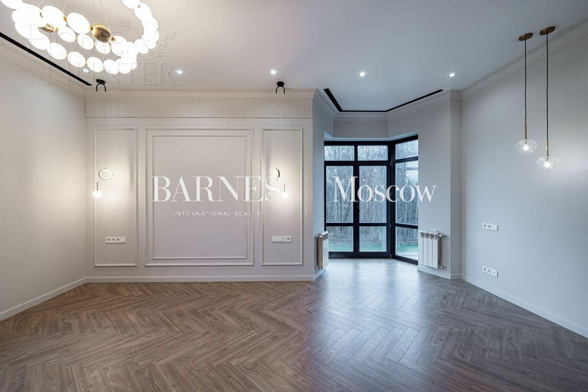 2-этажный коттедж 588 м² с отделкой