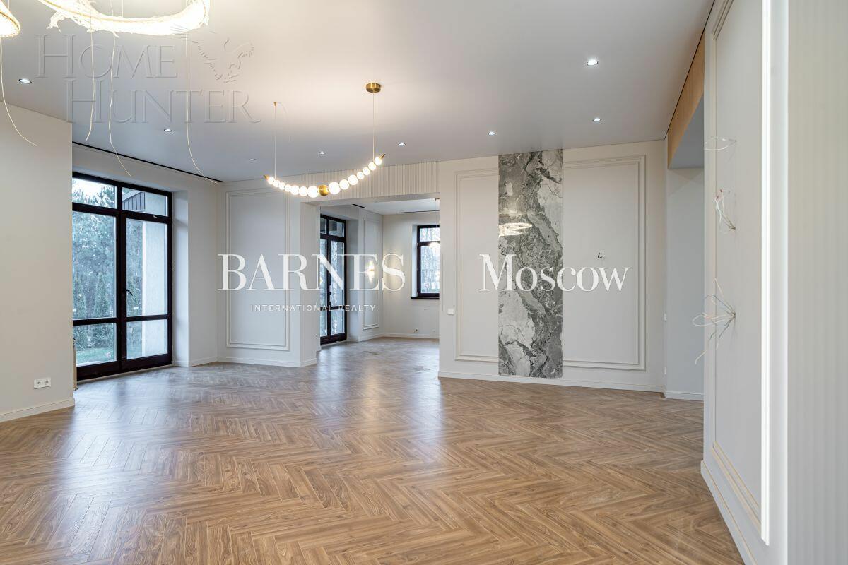 2-этажный коттедж 588 м² с отделкой