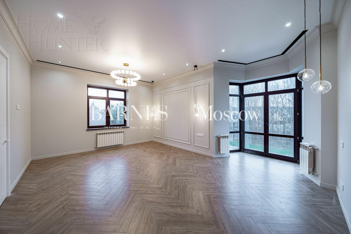 2-этажный коттедж 588 м² с отделкой