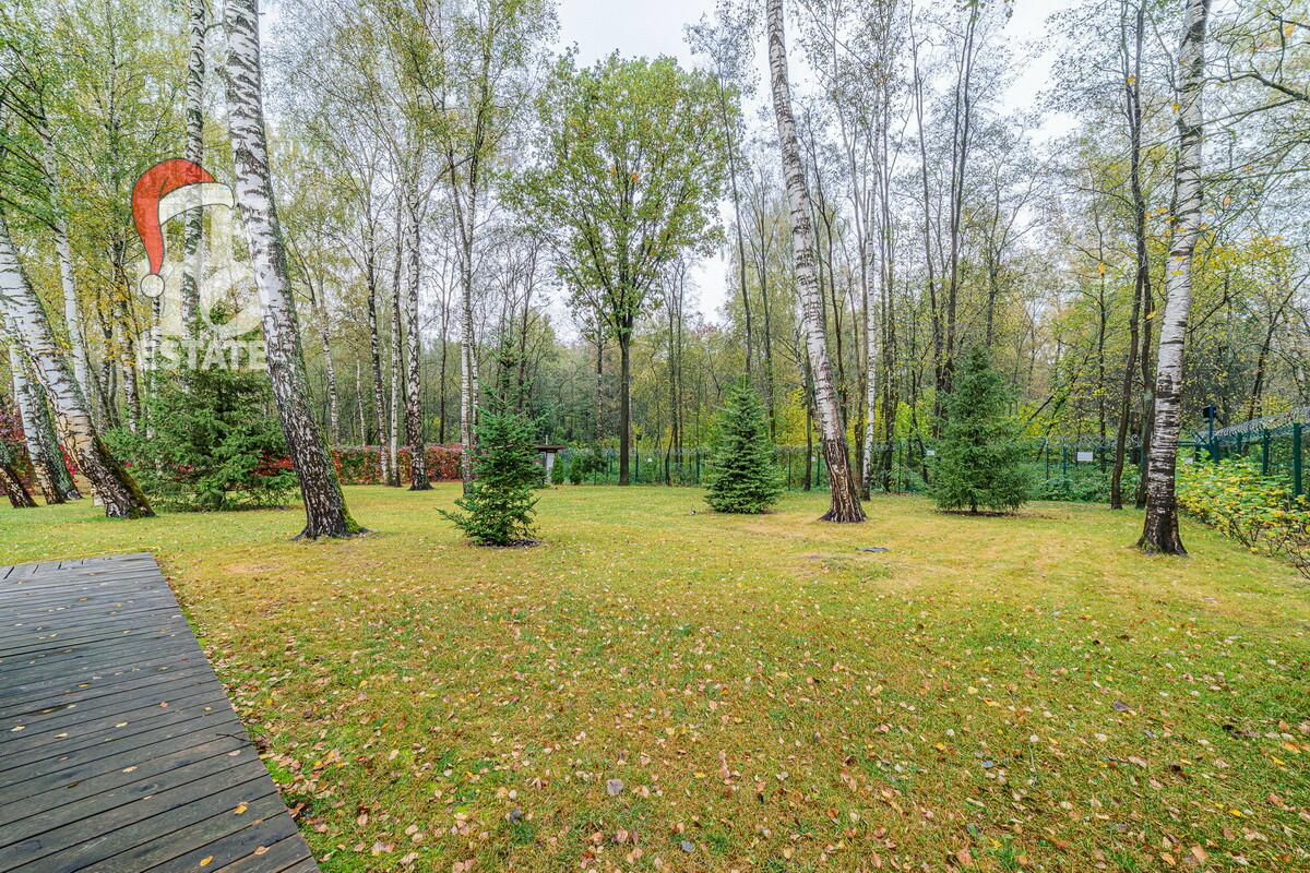 2-этажный коттедж 650 м² с отделкой