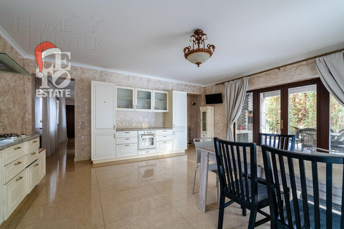 2-этажный коттедж 398 м² с отделкой