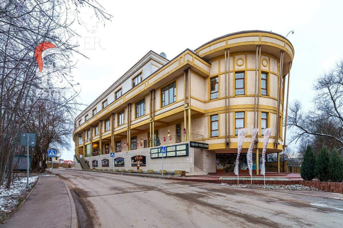 2-этажный коттедж 398 м² с отделкой