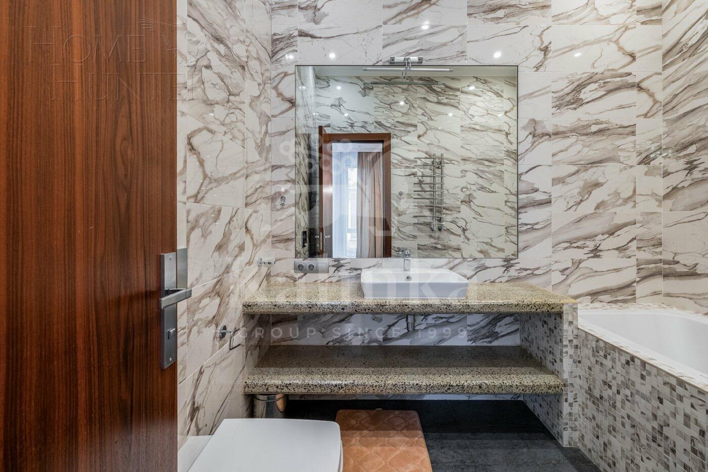 2-этажный таунхаус 220 м² с отделкой