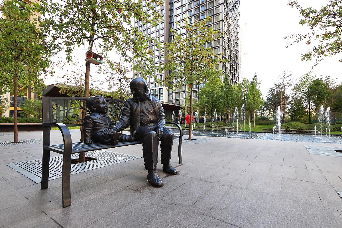 5-КОМН. КВАРТИРА С ОТДЕЛКОЙ 287 М² НА 35 ЭТАЖЕ