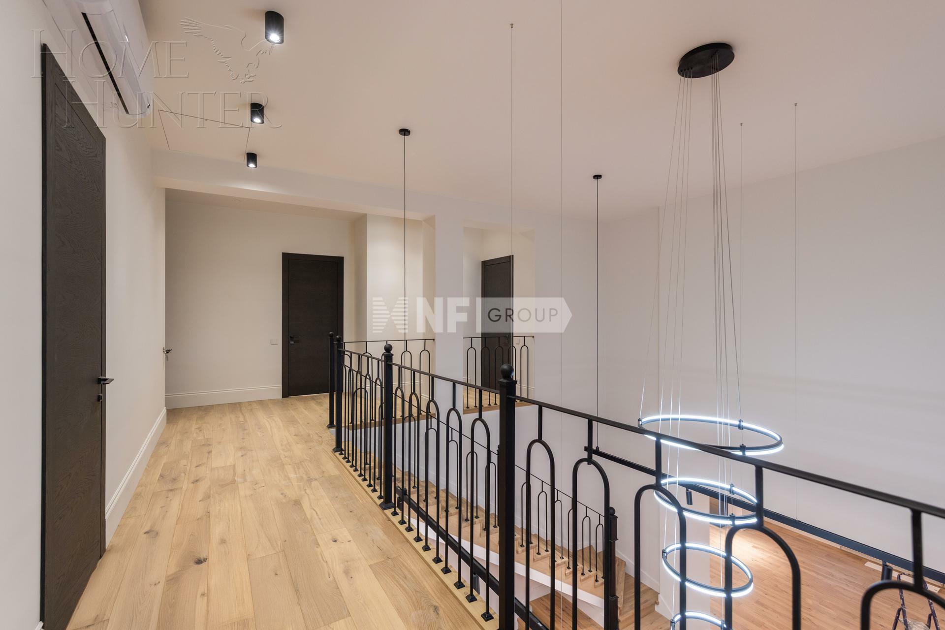 2-этажный коттедж 650 м² с отделкой