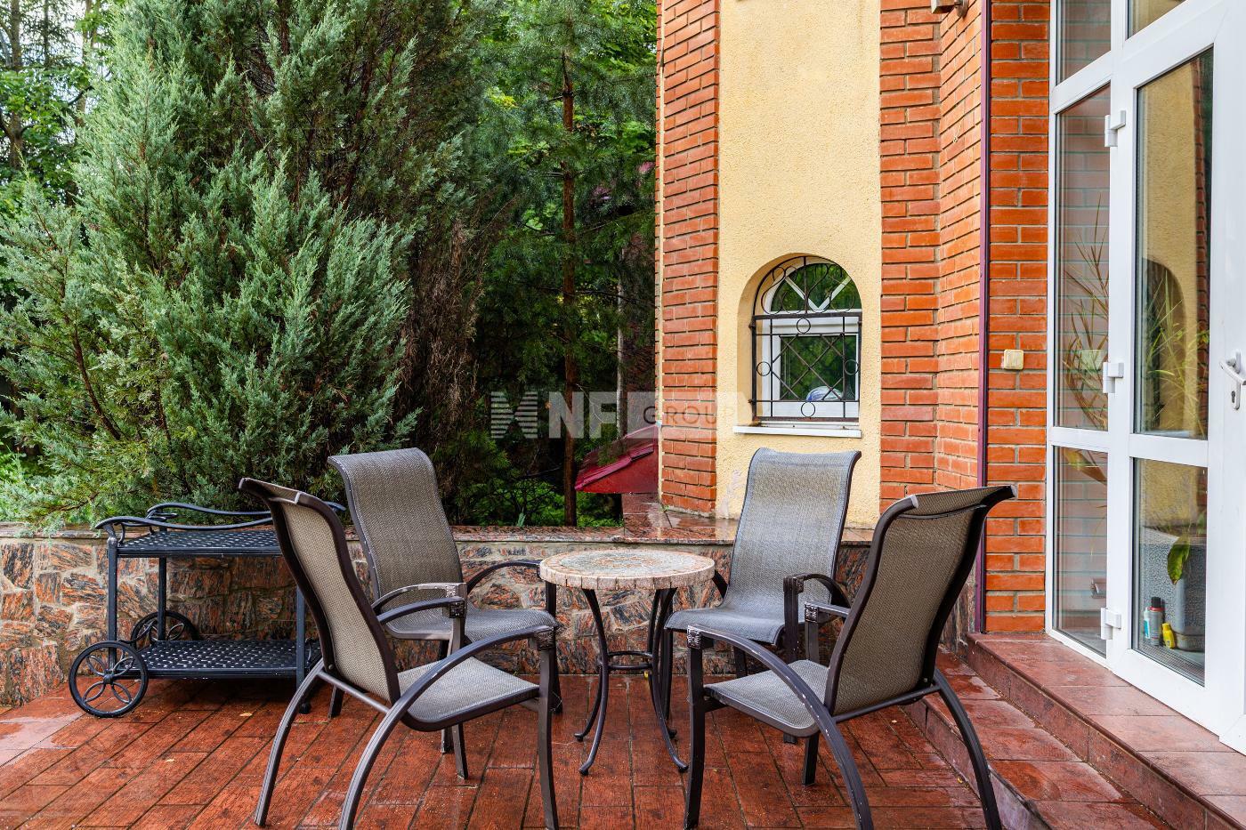 КОТТЕДЖ 675 м² с отделкой