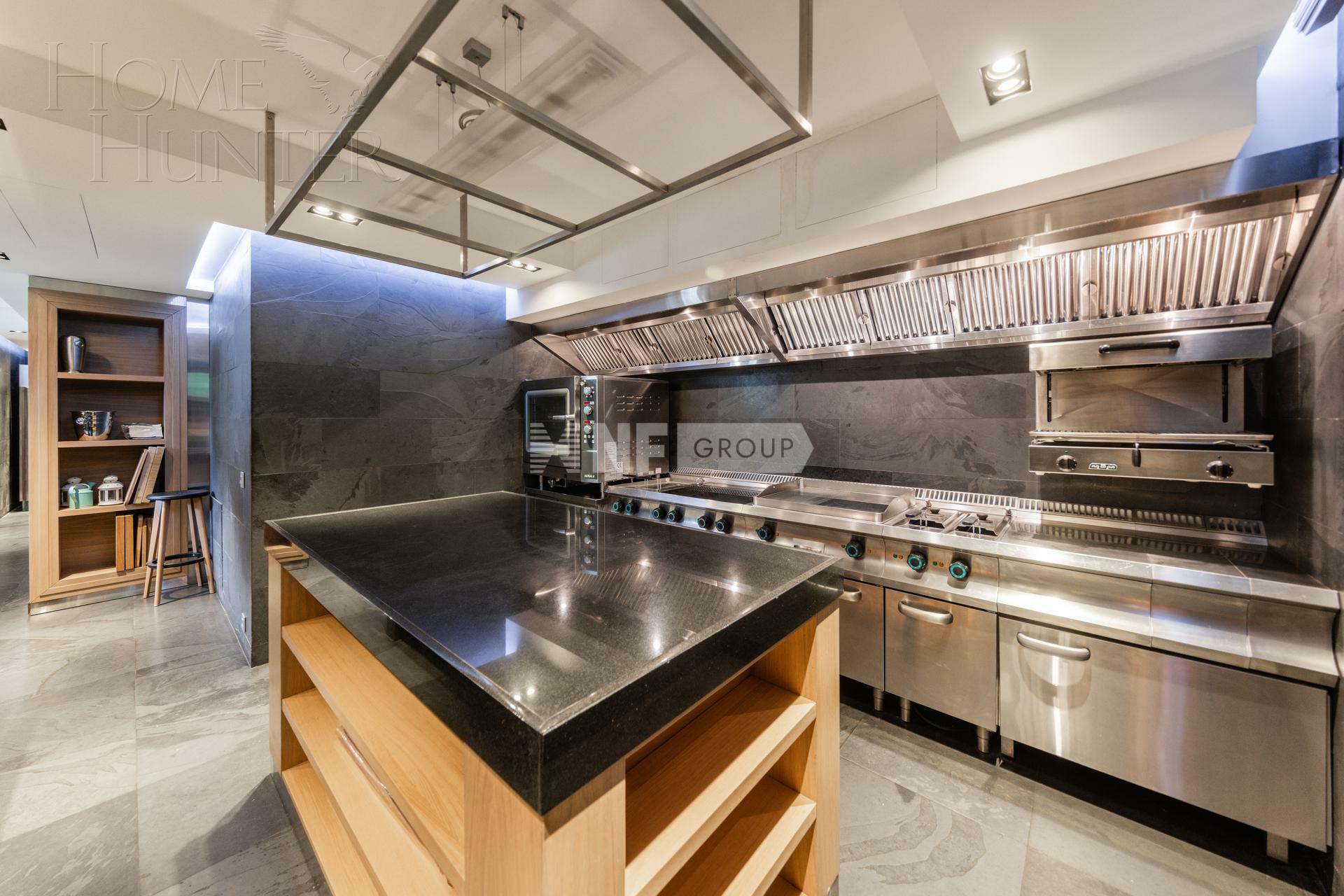 2-этажный коттедж 596 м² с отделкой