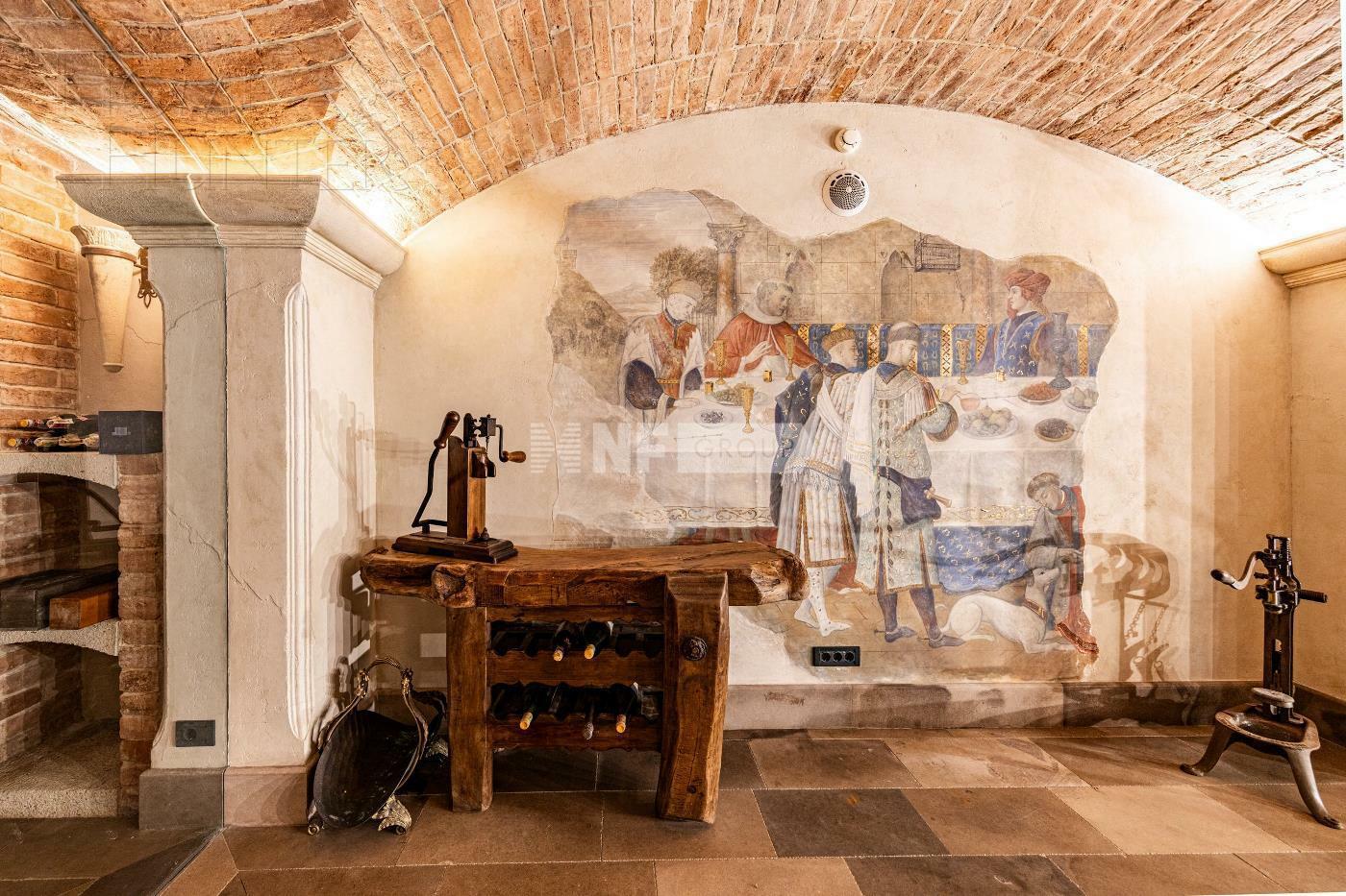 2-этажный коттедж 1 300 м² с отделкой