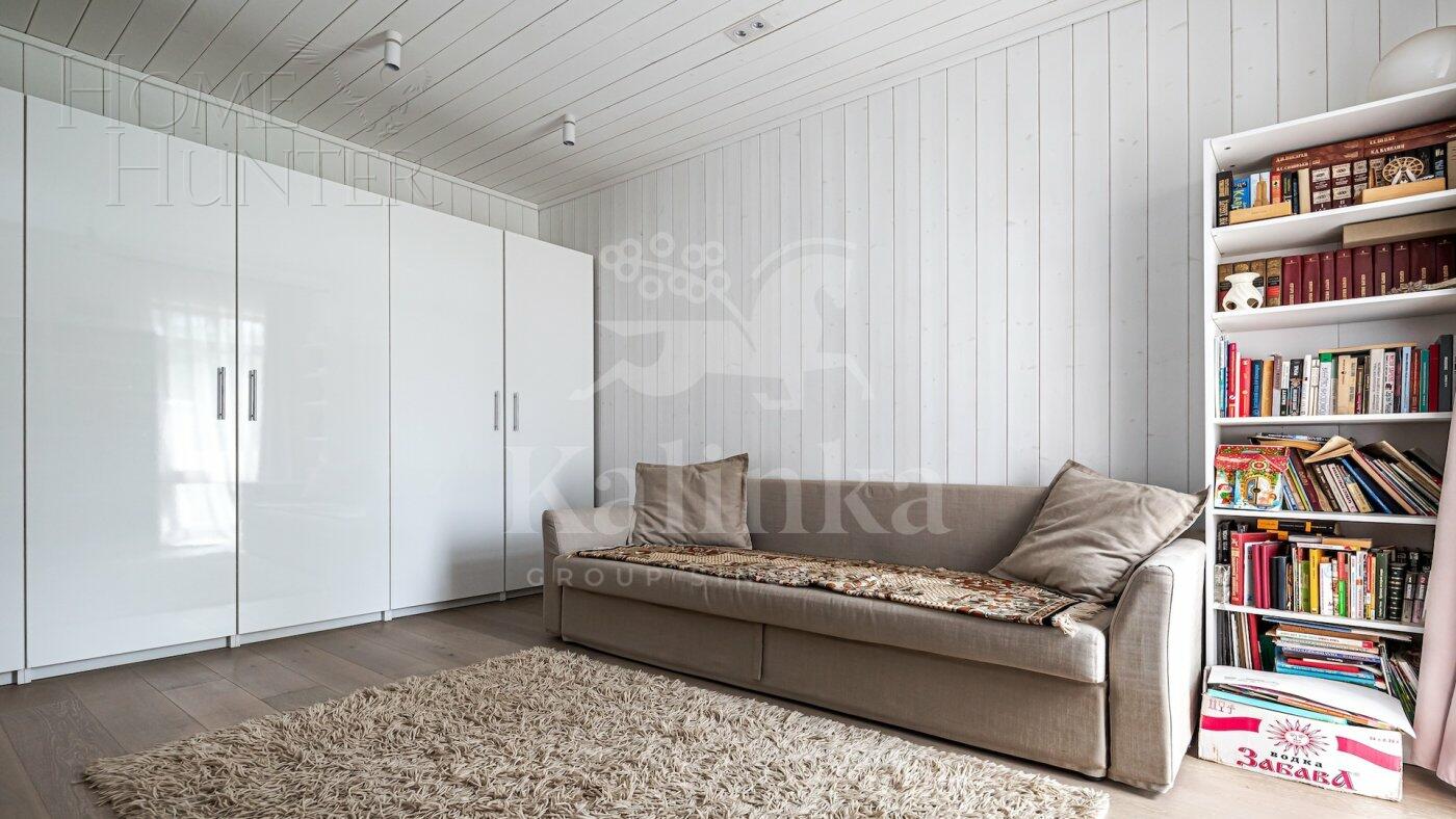 2-этажный коттедж 695.6 м² без отделки