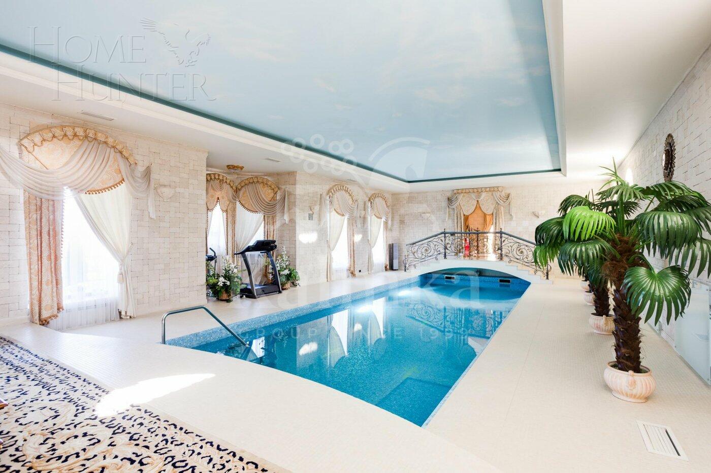 2-этажный коттедж 850 м² с отделкой