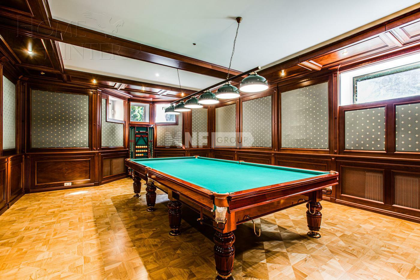 2-этажный коттедж 2 500 м² с отделкой