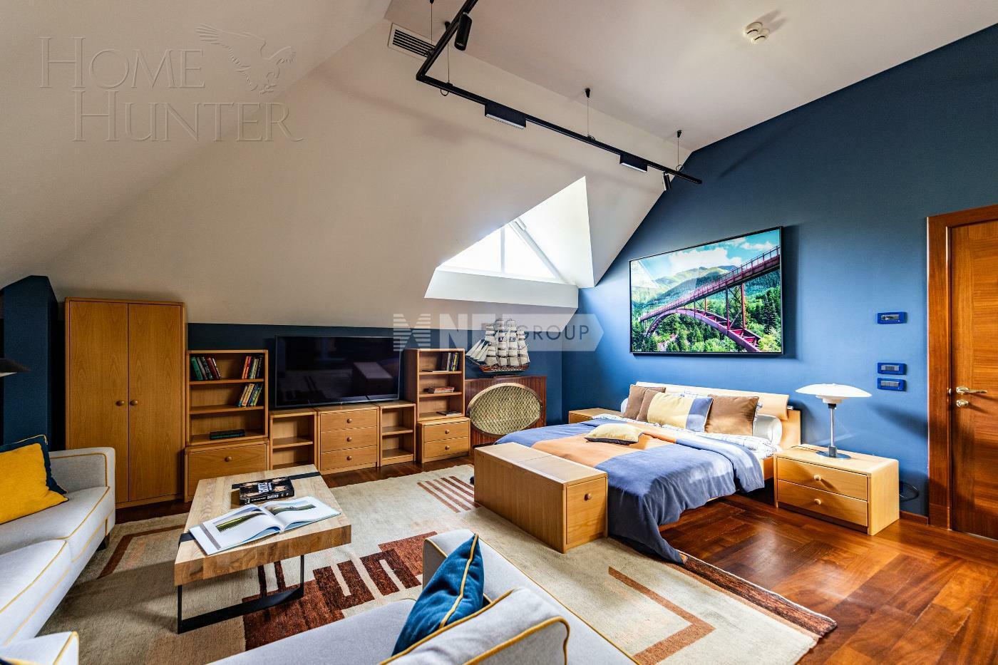 2-этажный коттедж 1 300 м² с отделкой