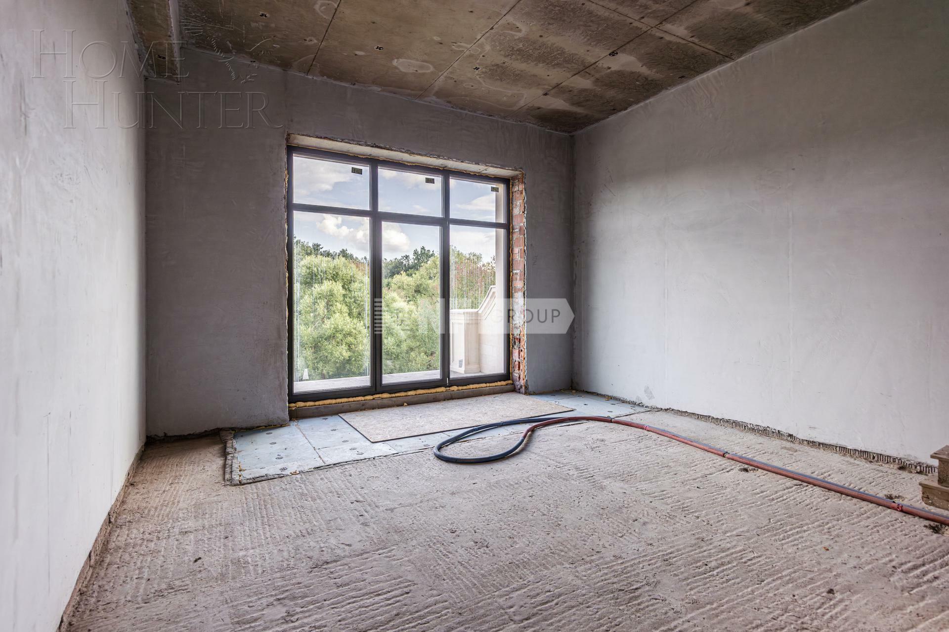 2-этажный коттедж 1 800 м² без отделки