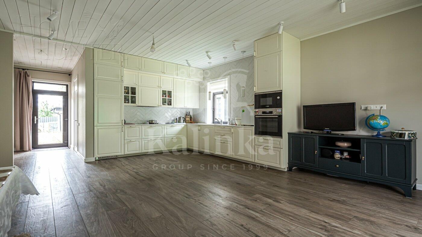 2-этажный коттедж 695.6 м² без отделки