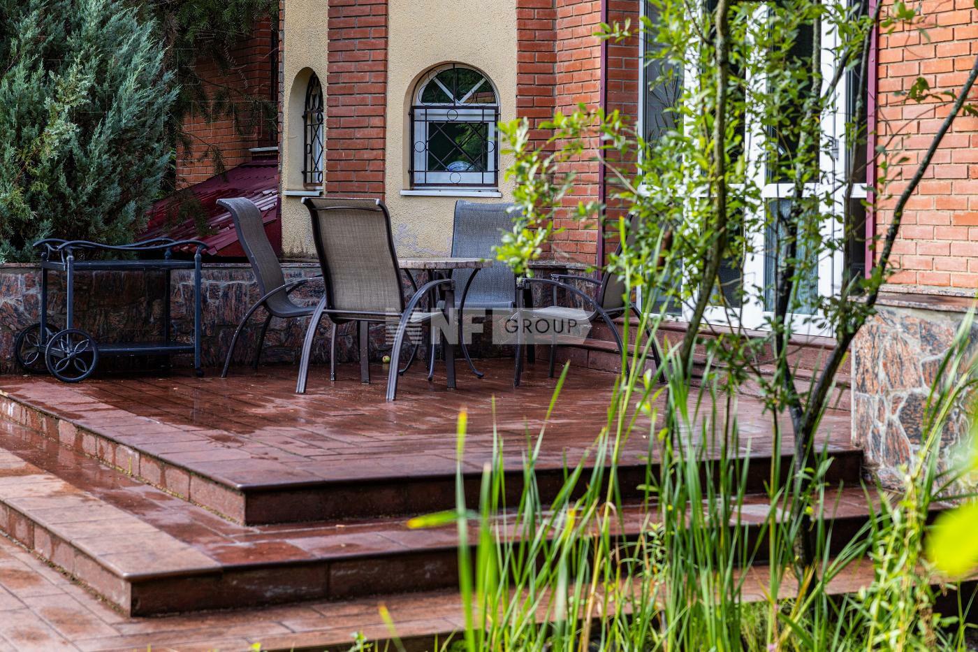 КОТТЕДЖ 675 м² с отделкой