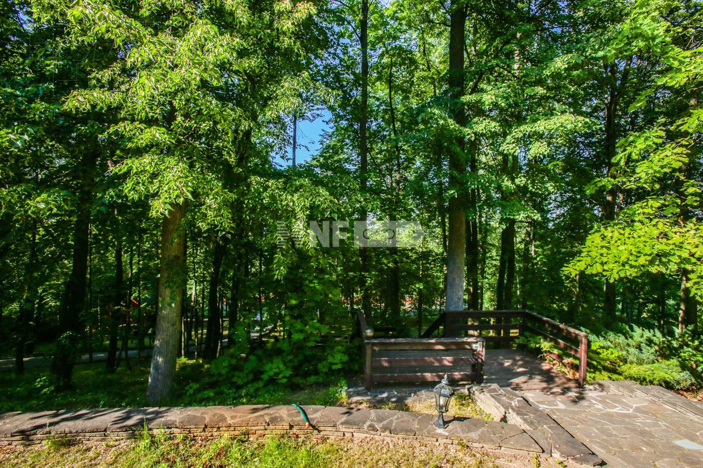 2-этажный коттедж 2 500 м² с отделкой