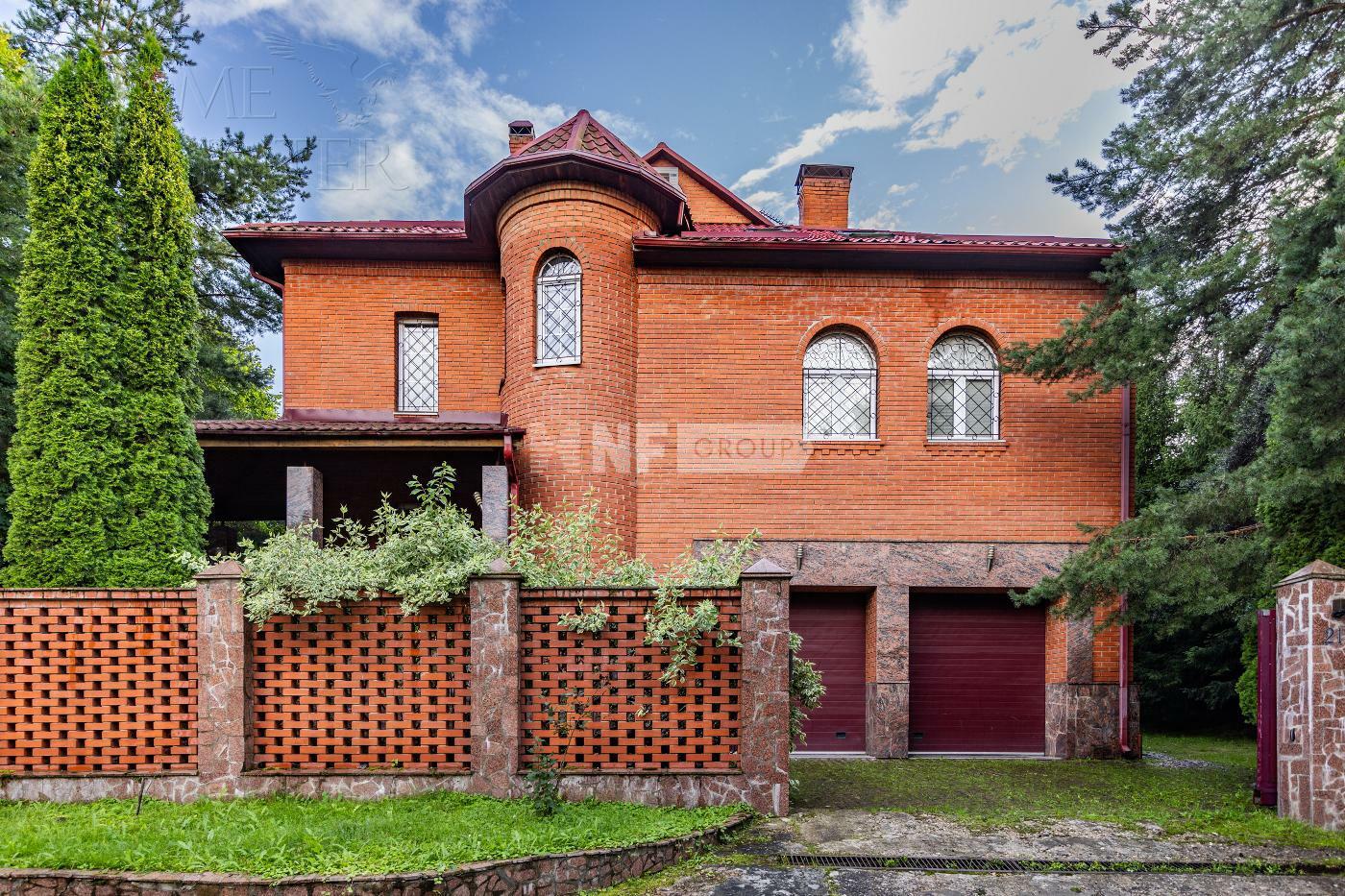 КОТТЕДЖ 675 м² с отделкой