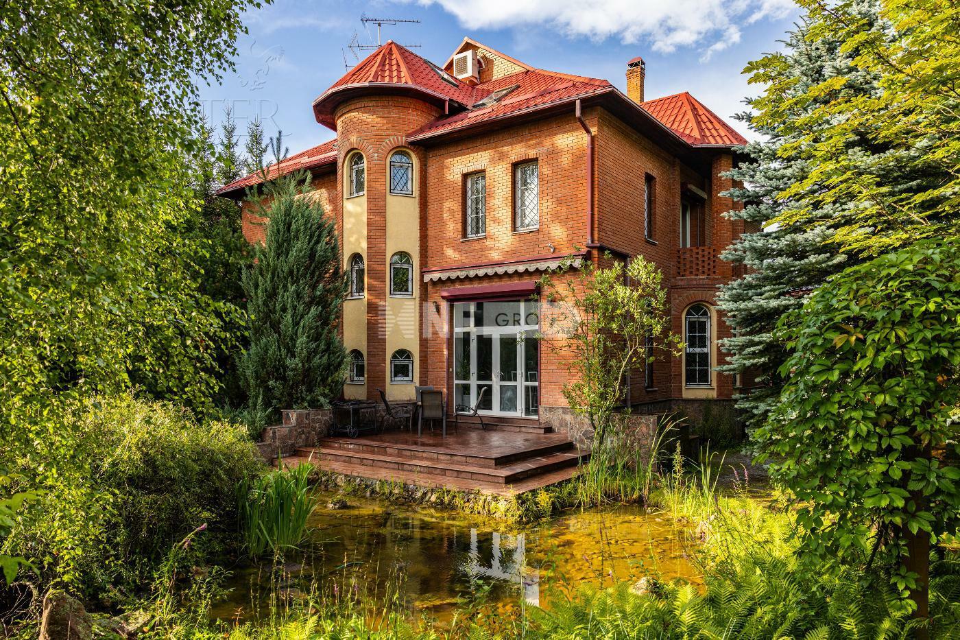 КОТТЕДЖ 675 м² с отделкой