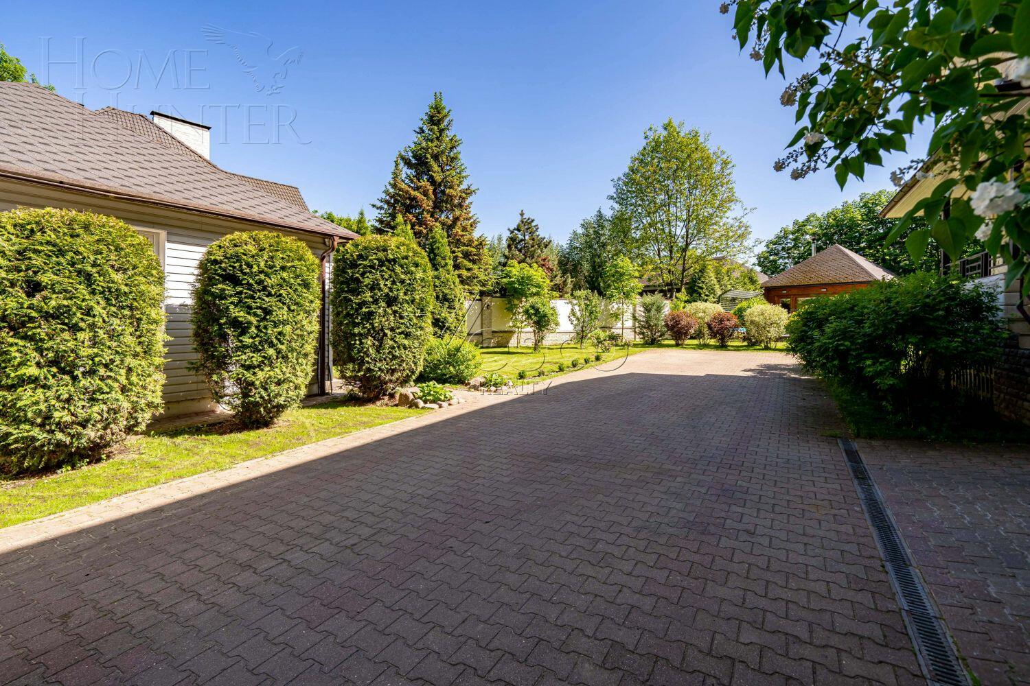 2-этажный коттедж 287 м² с отделкой