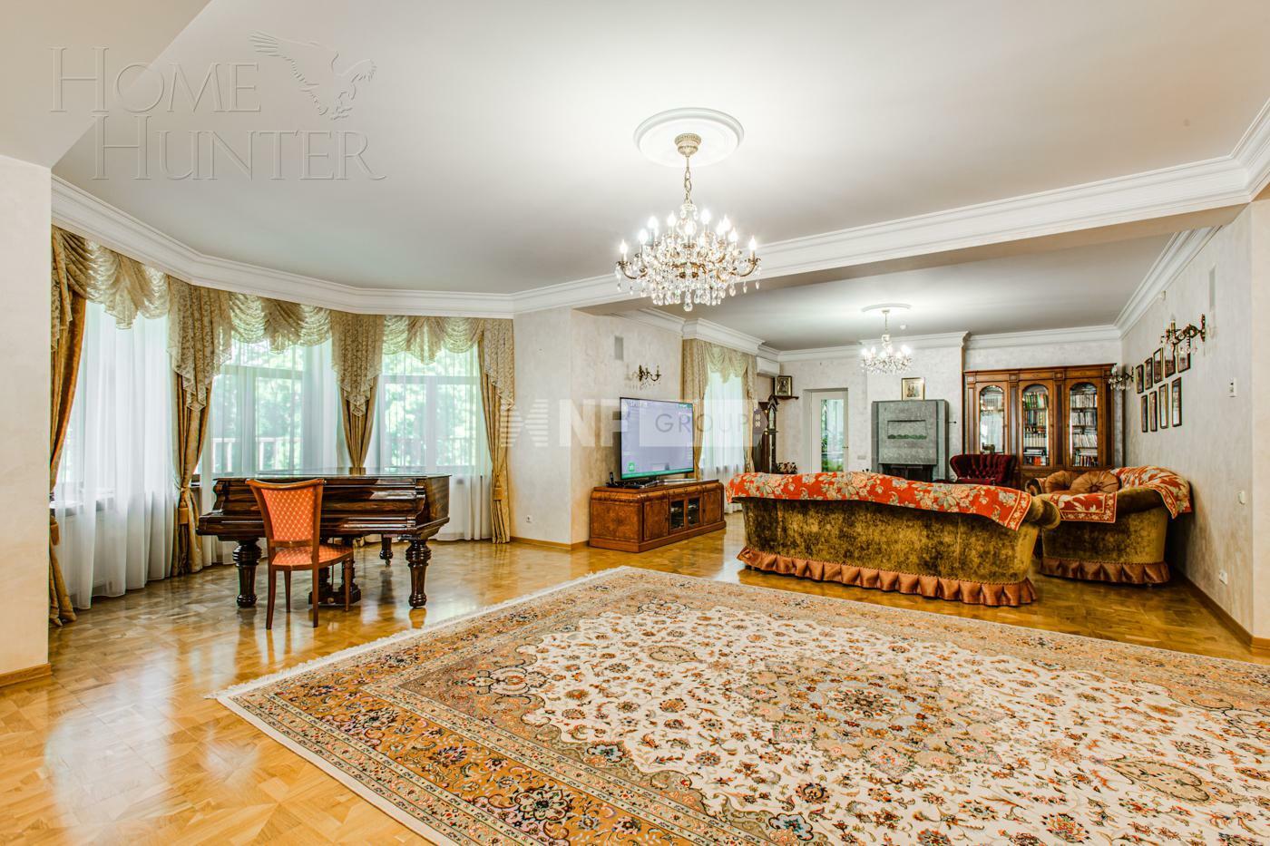 2-этажный коттедж 2 500 м² с отделкой