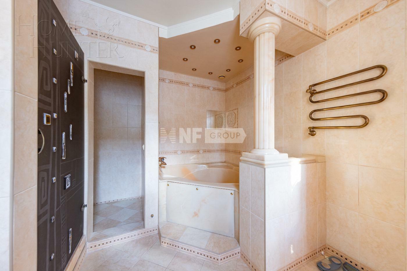 КОТТЕДЖ 675 м² с отделкой