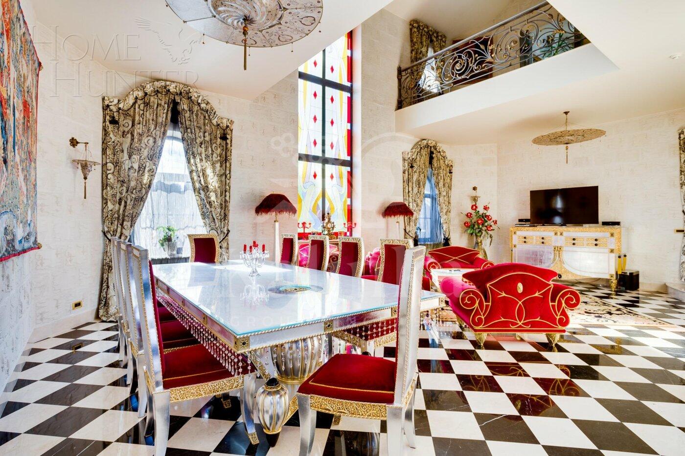 2-этажный коттедж 850 м² с отделкой