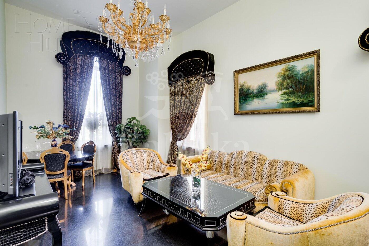 2-этажный коттедж 850 м² с отделкой