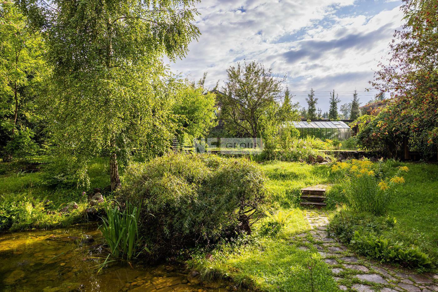 3-этажный коттедж 675 м² с отделкой