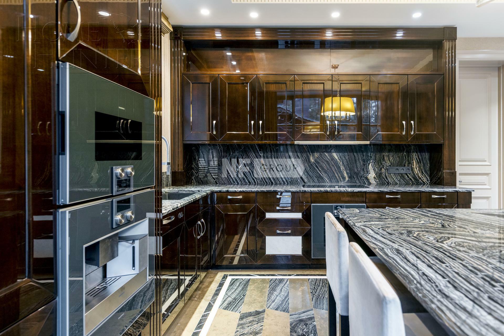 2-этажный коттедж 500 м² с отделкой