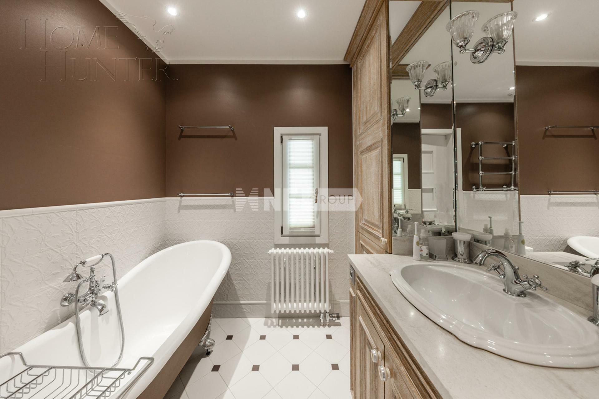 2-этажный коттедж 725 м² с отделкой