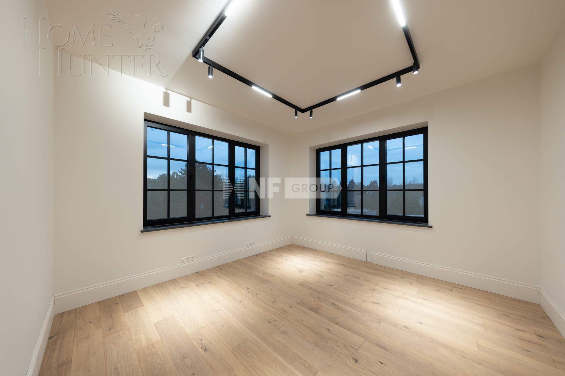 2-этажный коттедж 650 м² с отделкой