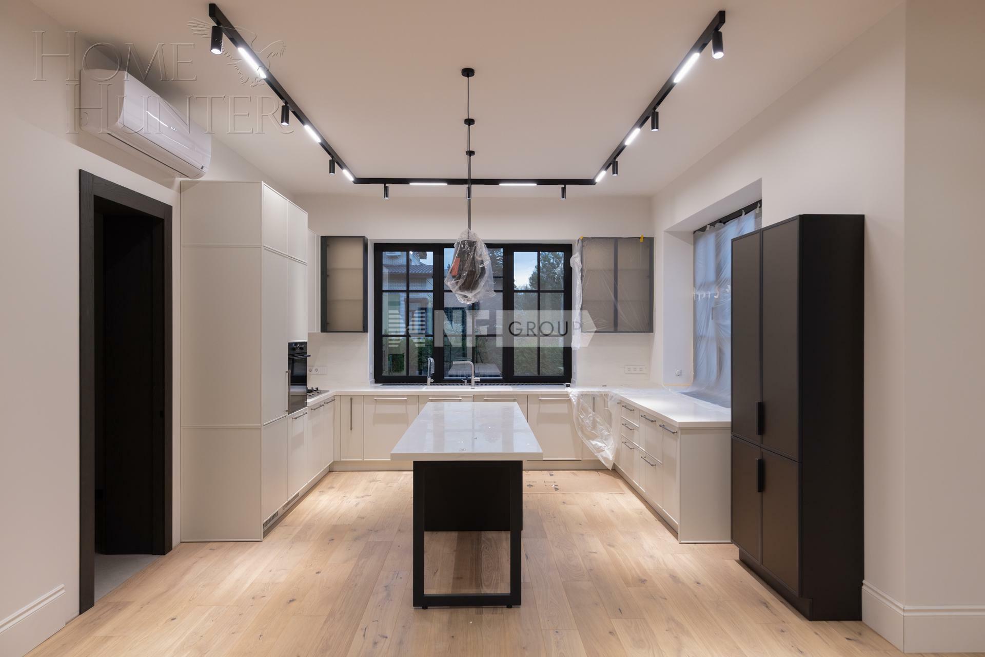 2-этажный коттедж 650 м² с отделкой