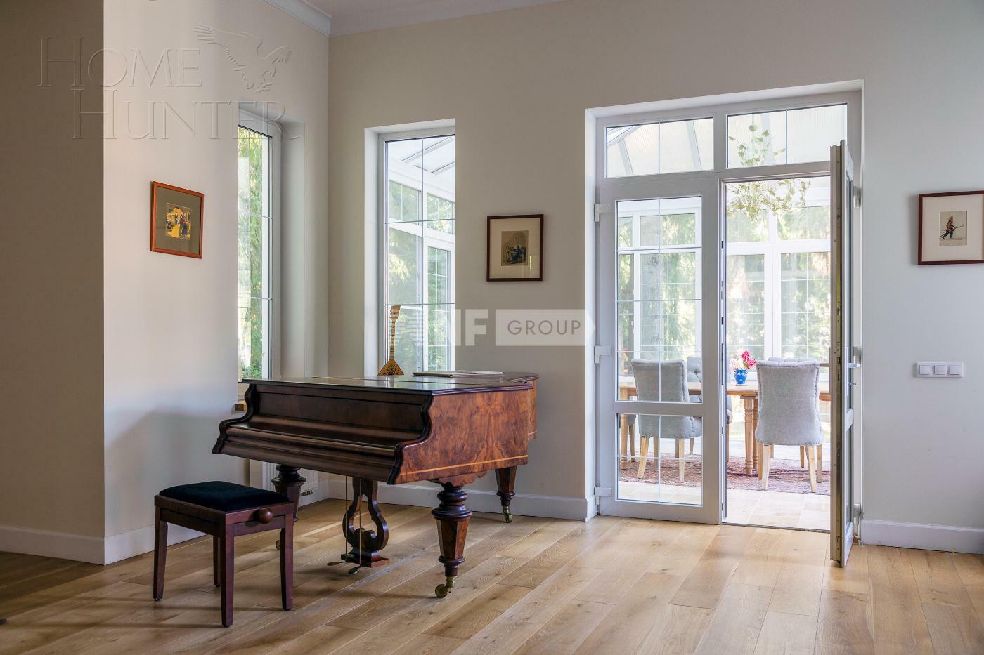 2-этажный коттедж 733 м² с отделкой