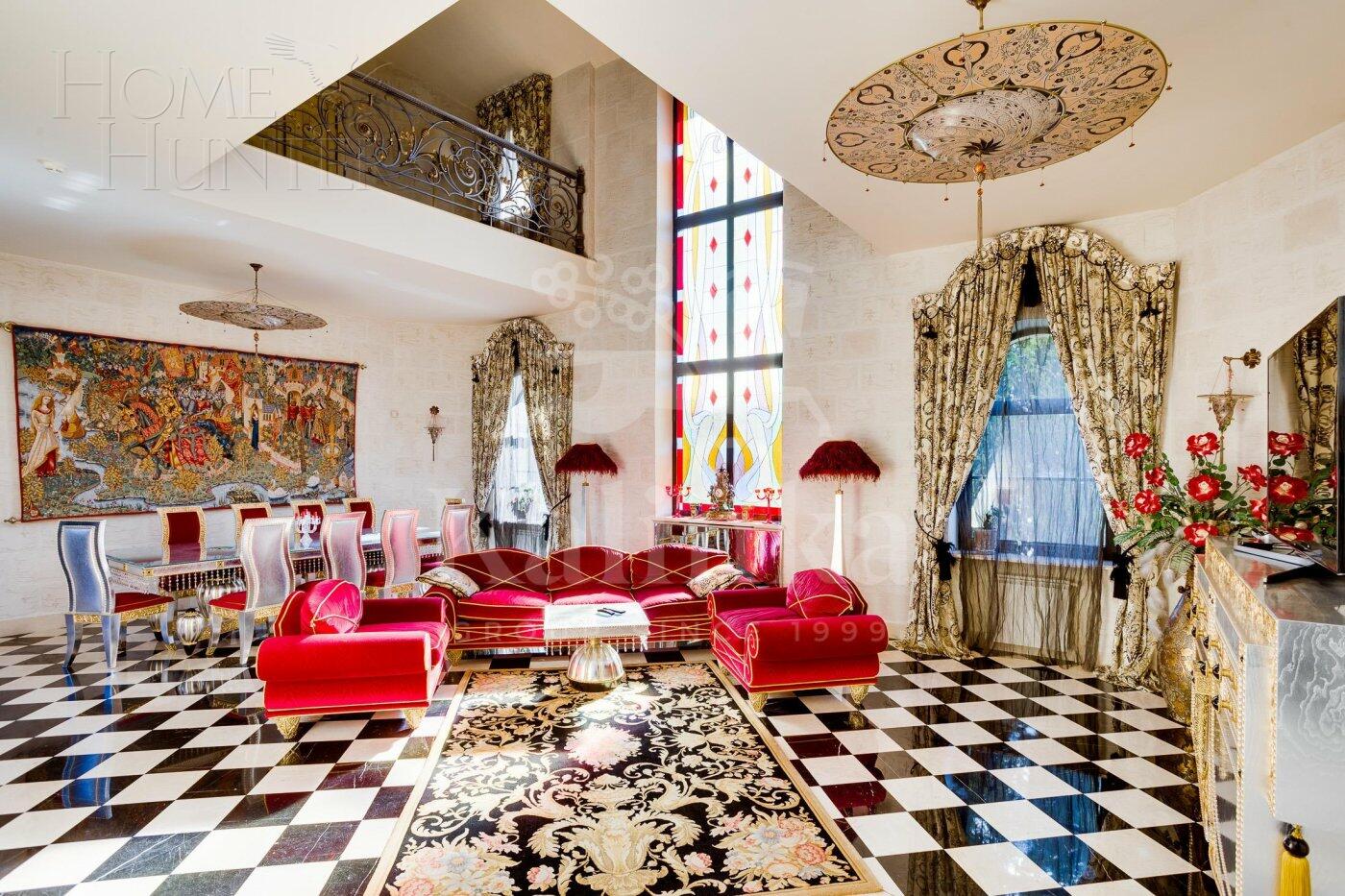 2-этажный коттедж 850 м² с отделкой