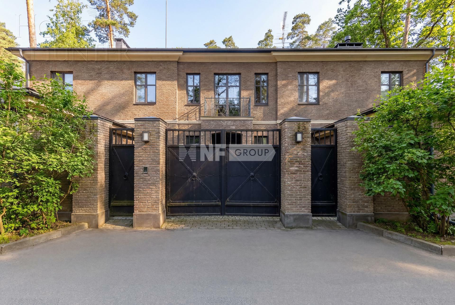 2-этажный коттедж 500 м² с отделкой