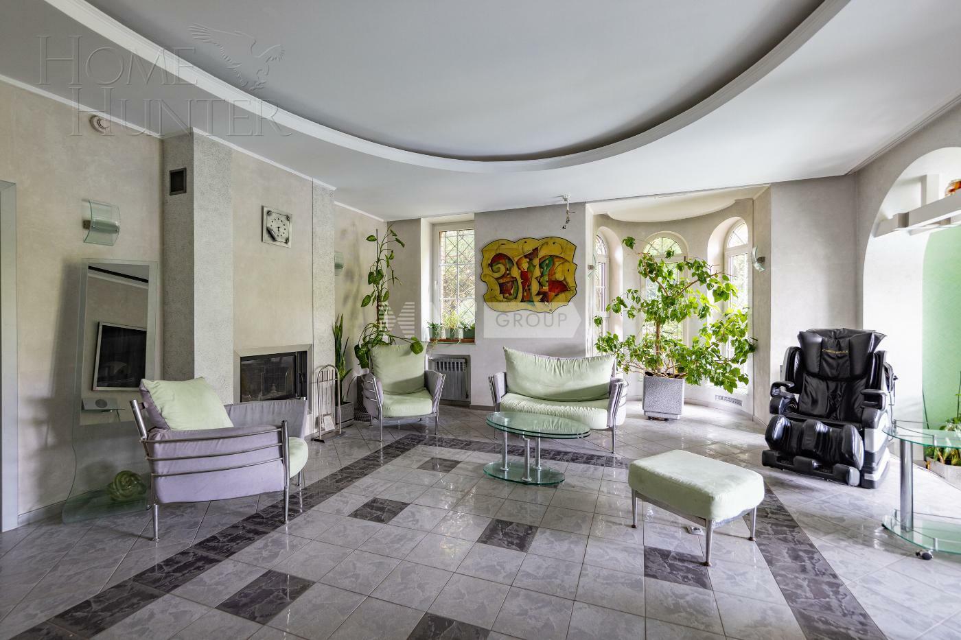 3-этажный коттедж 675 м² с отделкой