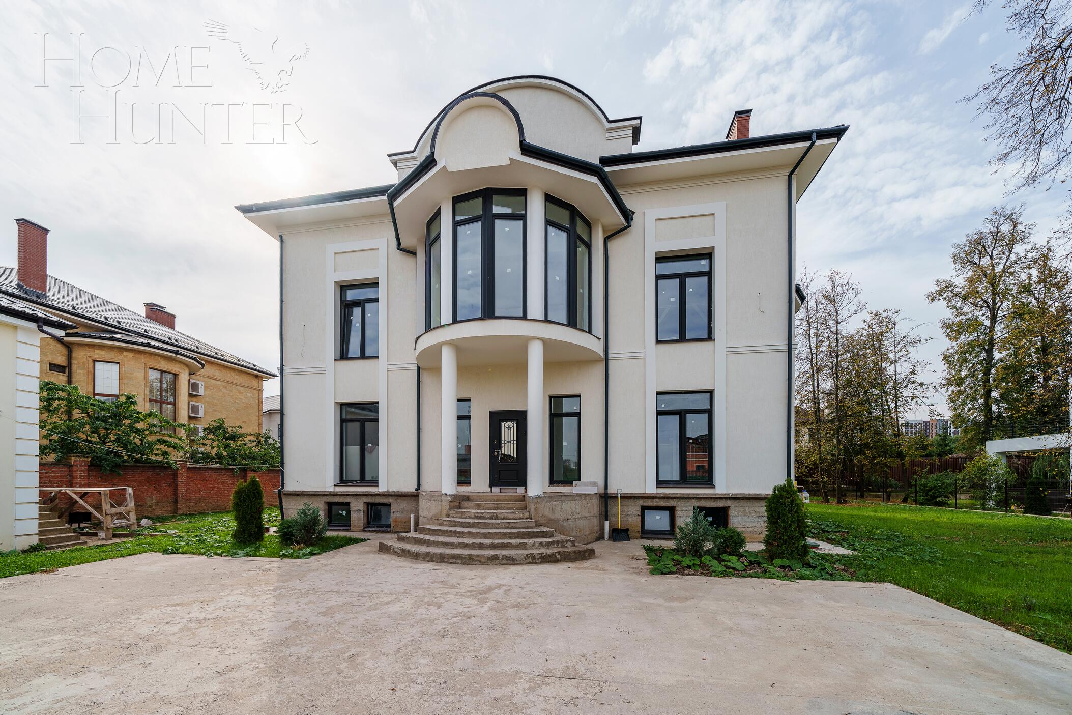 2-этажный коттедж 727 м² без отделки