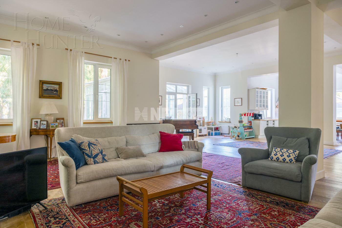 2-этажный коттедж 733 м² с отделкой