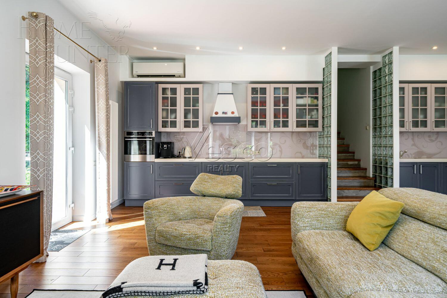 2-этажный коттедж 287 м² с отделкой