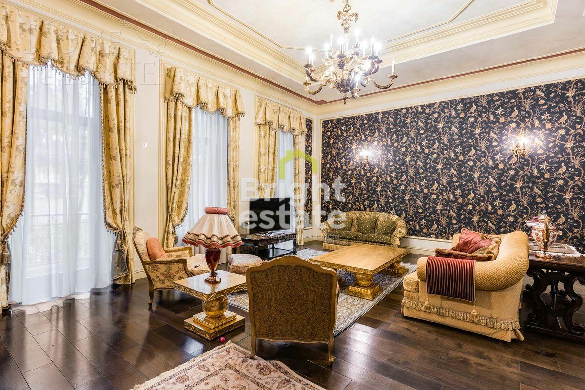 2-этажный коттедж 1 500 м² с отделкой