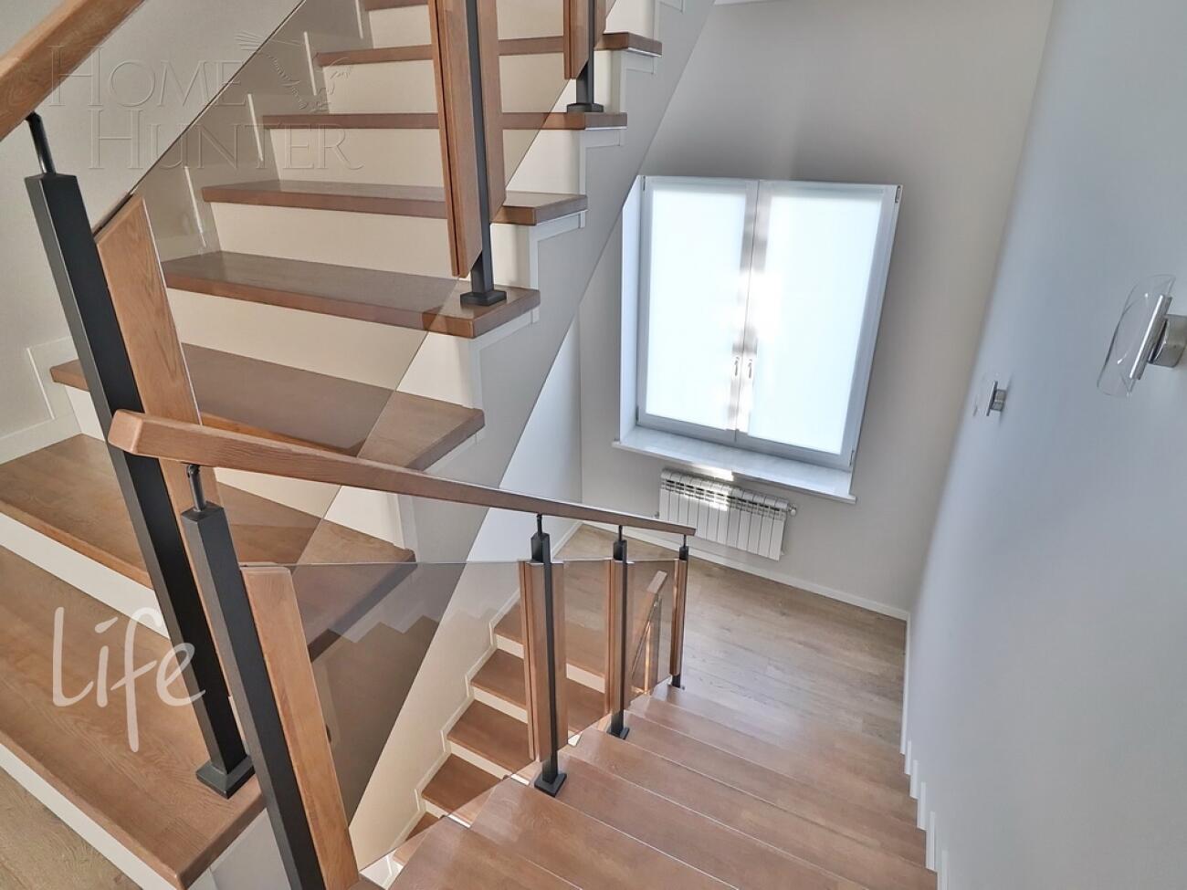 2-этажный коттедж 440 м² с отделкой