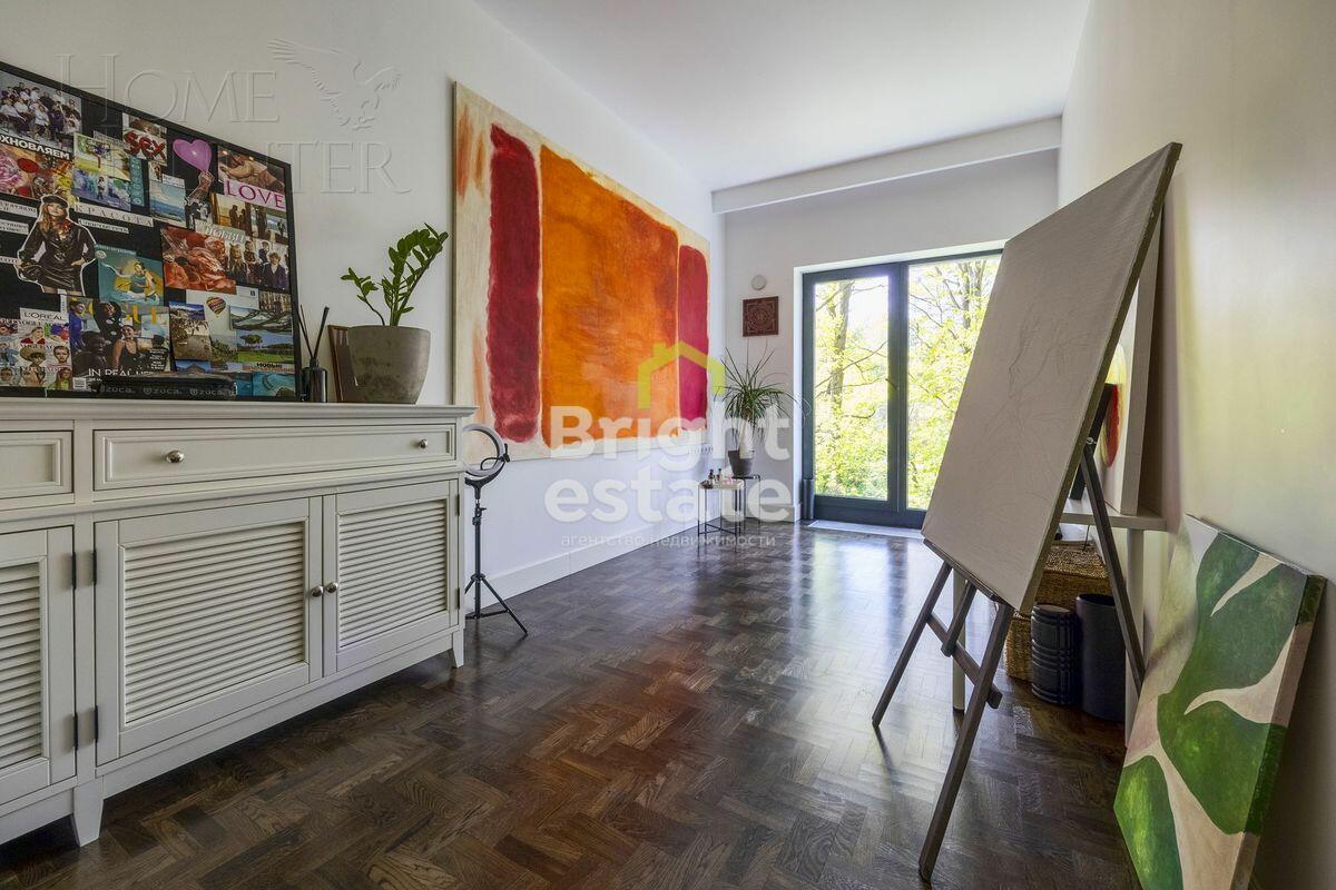 4-КОМН. КВАРТИРА С ОТДЕЛКОЙ 154 М² НА 2 ЭТАЖЕ