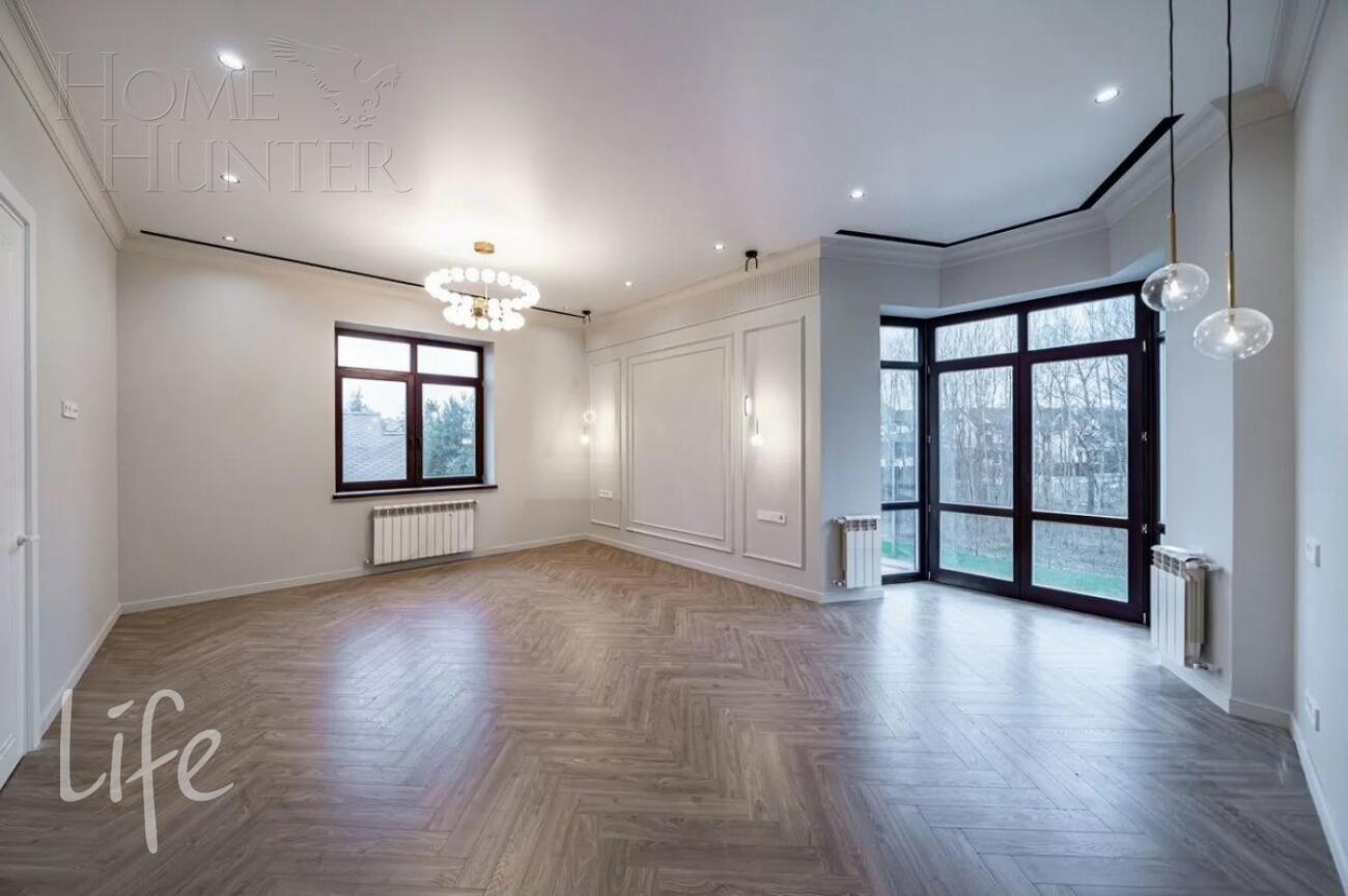 2-этажный коттедж 588 м² без отделки