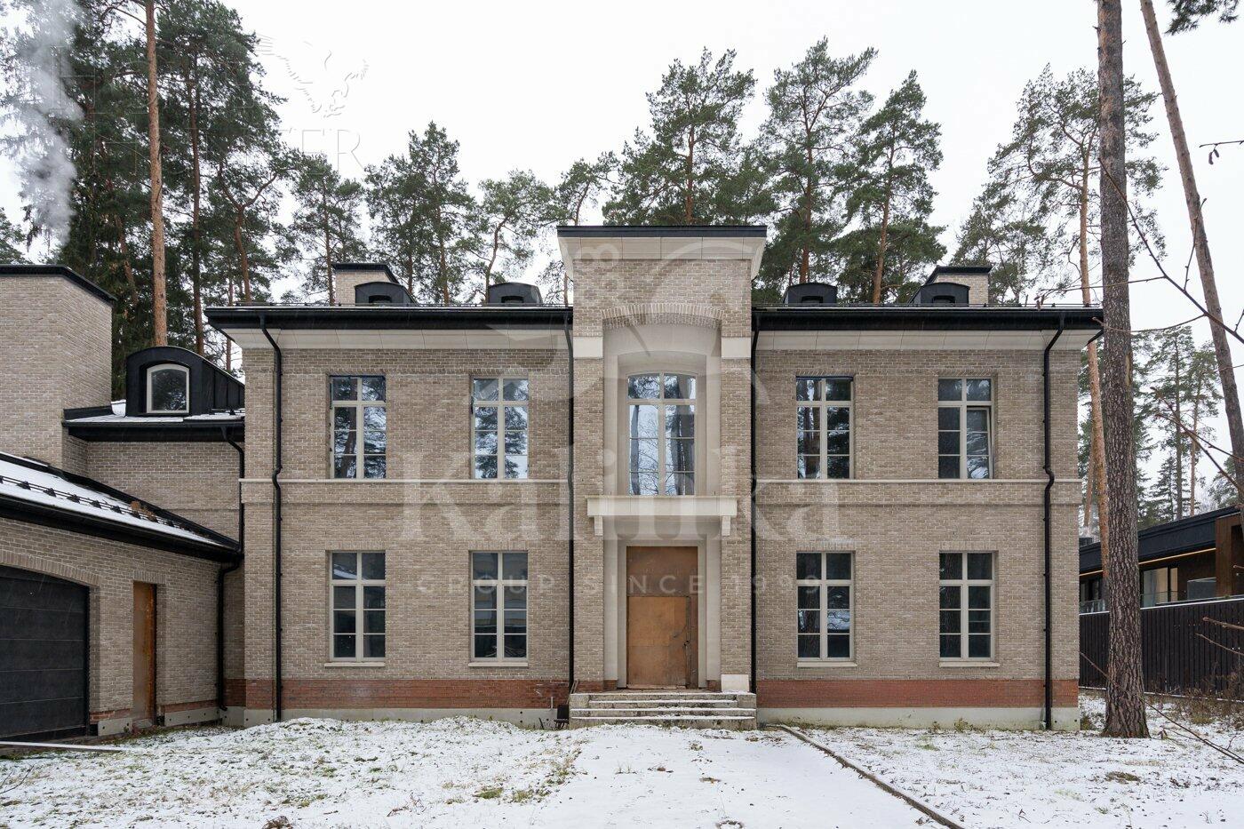 2-этажный коттедж 850 м² без отделки