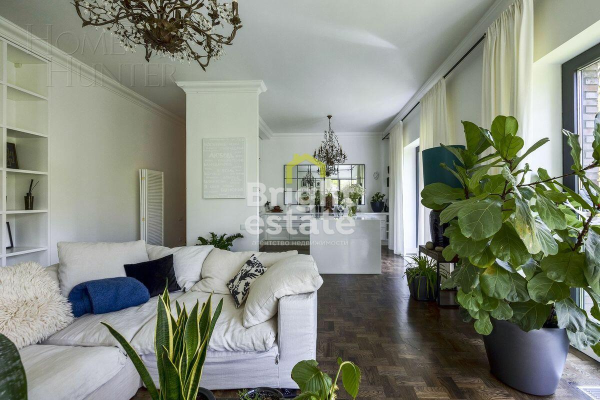 4-КОМН. КВАРТИРА С ОТДЕЛКОЙ 154 М² НА 2 ЭТАЖЕ