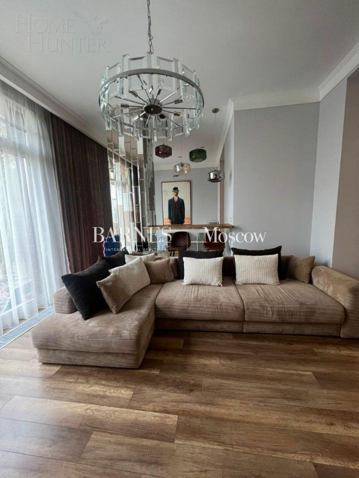 2-этажный таунхаус 440 м² с отделкой